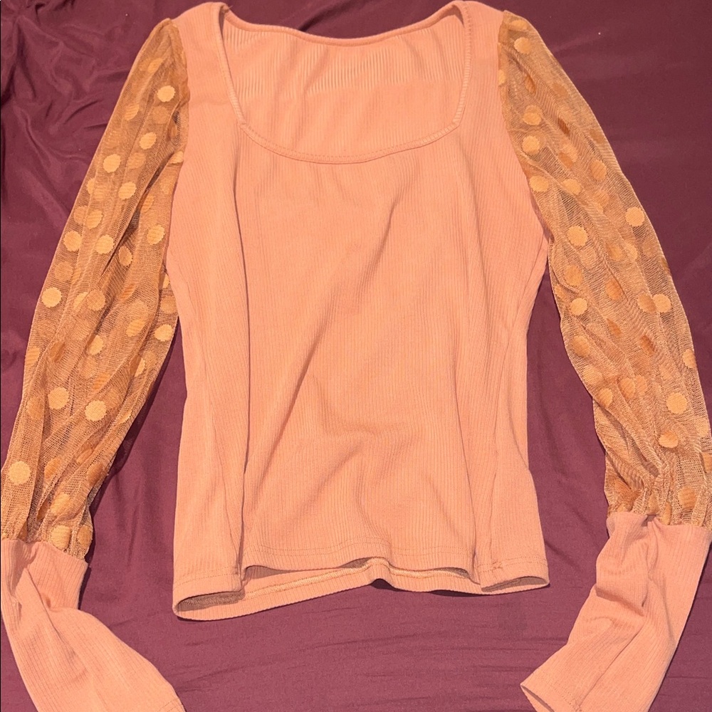 Chic Blush Blouse with Polka Dot Sleeves